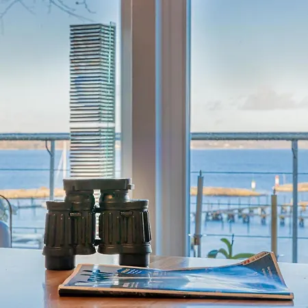 Hotel Fewo1846 - Residenz Am Yachthafen - Luxurioeses Strandhaus Mit 2 Schlafzimmern Flensburg