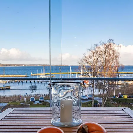 Hotel Fewo1846 - Residenz Am Yachthafen - Luxurioeses Strandhaus Mit 2 Schlafzimmern 4*