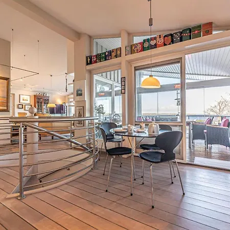 Hotel Fewo1846 - Residenz Am Yachthafen - Luxurioeses Strandhaus Mit 2 Schlafzimmern 4*