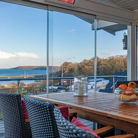 Hotel Fewo1846 - Residenz Am Yachthafen - Luxurioeses Strandhaus Mit 2 Schlafzimmern 4*