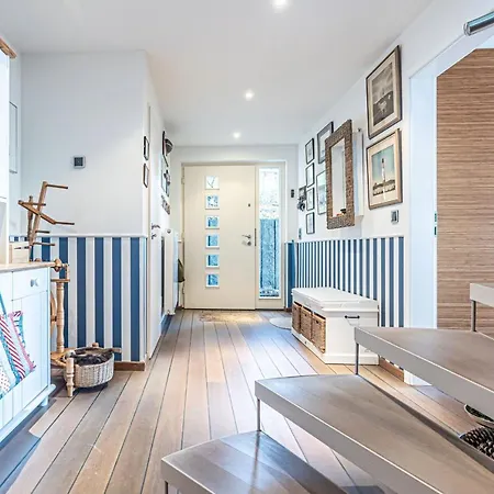 Hotel Fewo1846 - Residenz Am Yachthafen - Luxurioeses Strandhaus Mit 2 Schlafzimmern 4*